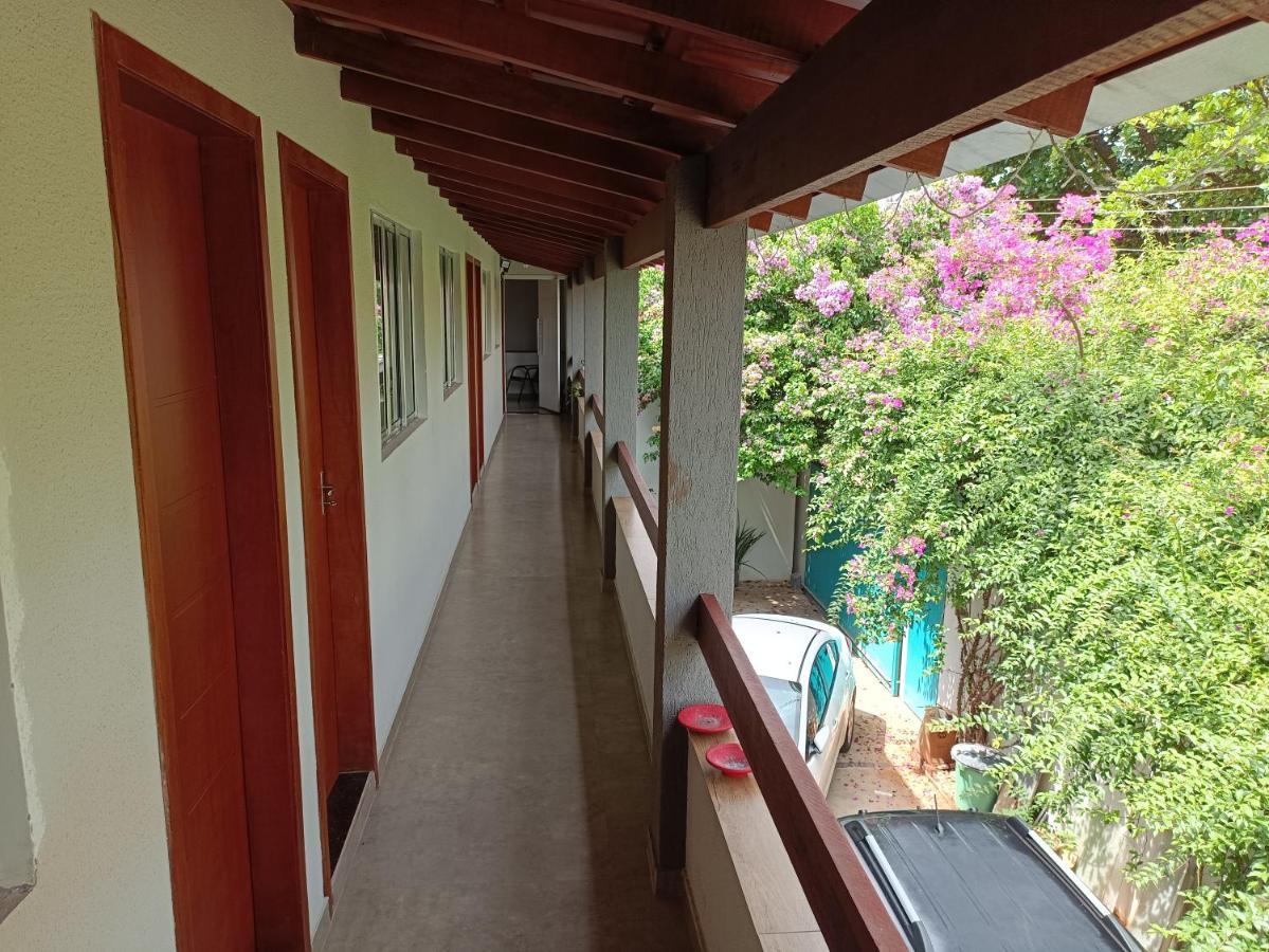 Alpha Hospedaria & Hostel ลอนดริน่า ภายนอก รูปภาพ