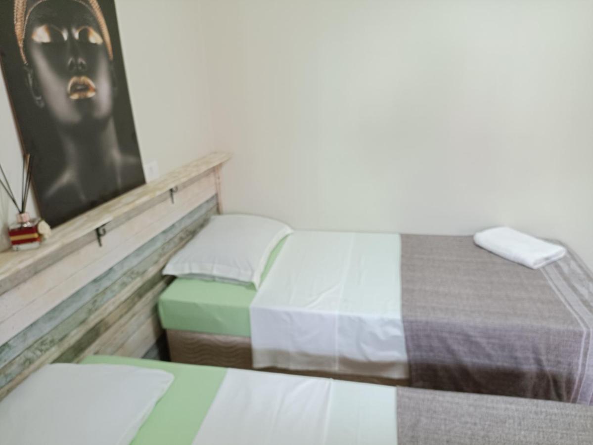 Alpha Hospedaria & Hostel ลอนดริน่า ภายนอก รูปภาพ