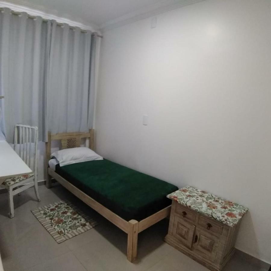 Alpha Hospedaria & Hostel ลอนดริน่า ภายนอก รูปภาพ